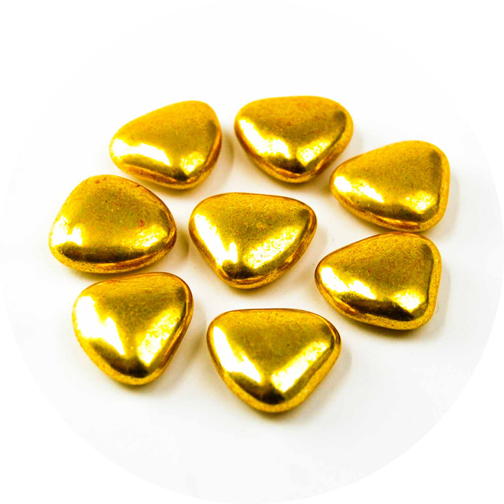 Конфеты золотые сердечки. Шоколадное сердечко золотое. Шоколадные конфеты золото. Посыпка шоколадное сердечко золото. 50 гр золото